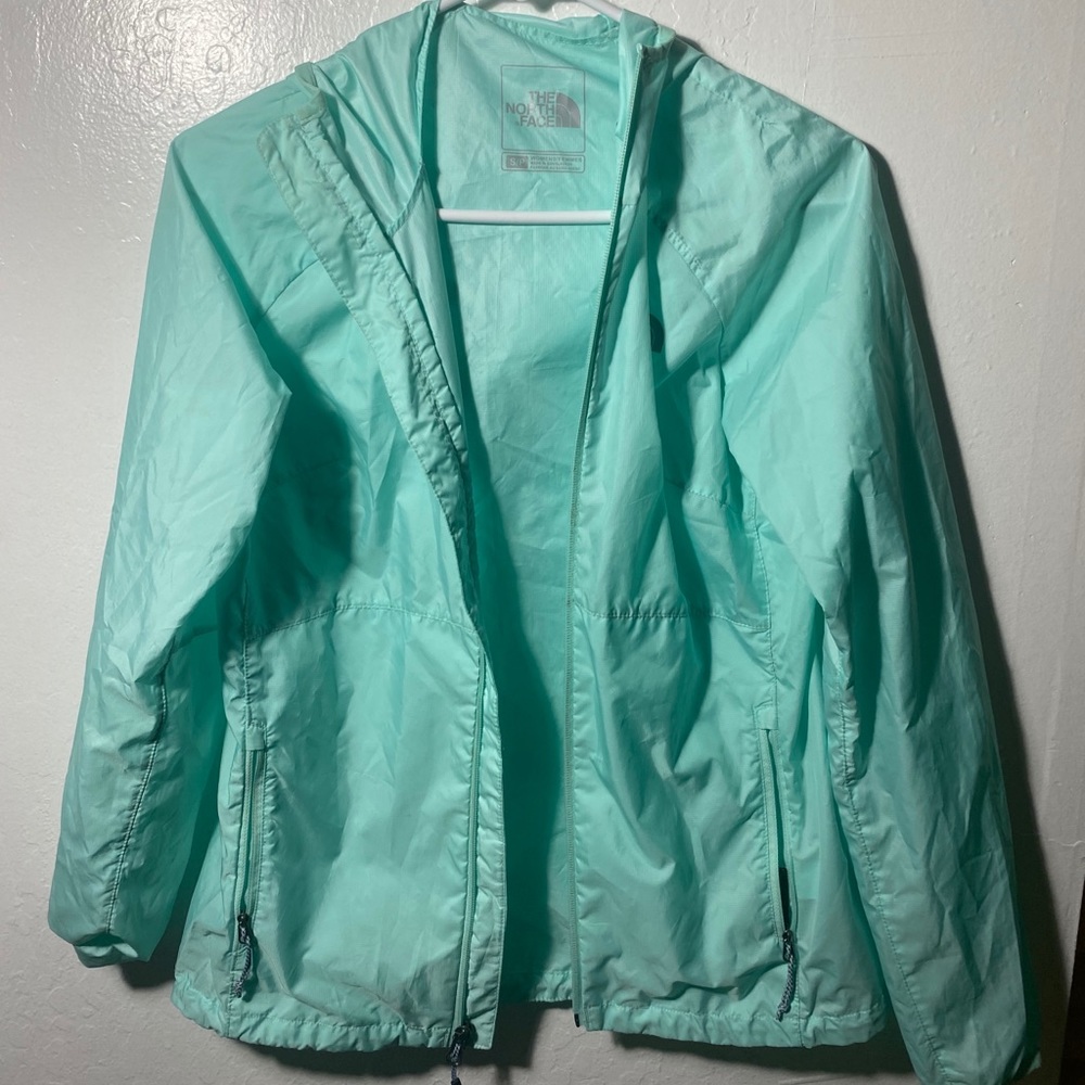 North face windbreaker